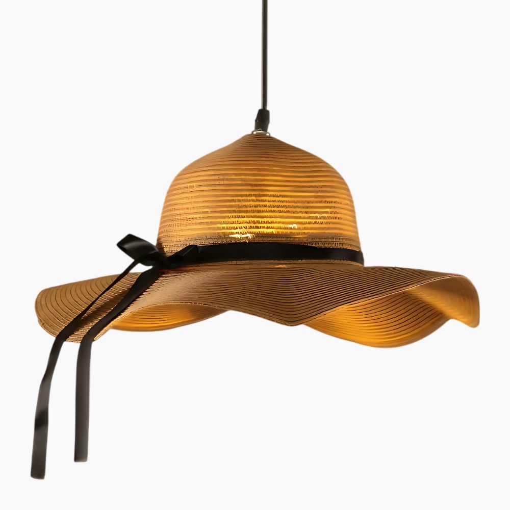 Suspension LED en rotin tissé forme chapeau de paille