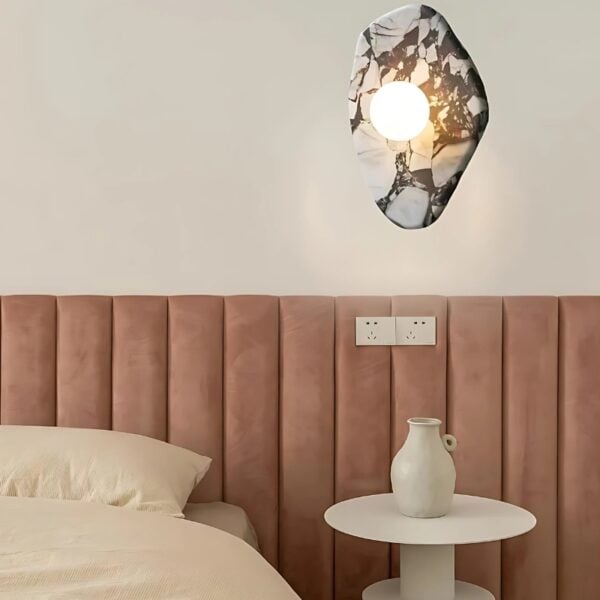 Applique_murale_en_marbre_au_design_naturel_3