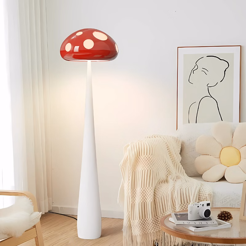 Lampe_LED_au_design_moderne_contemporain_en_forme_de_champignon_3
