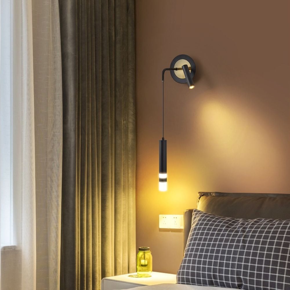 Applique murale dorée design et orientable pour chambre ou salon