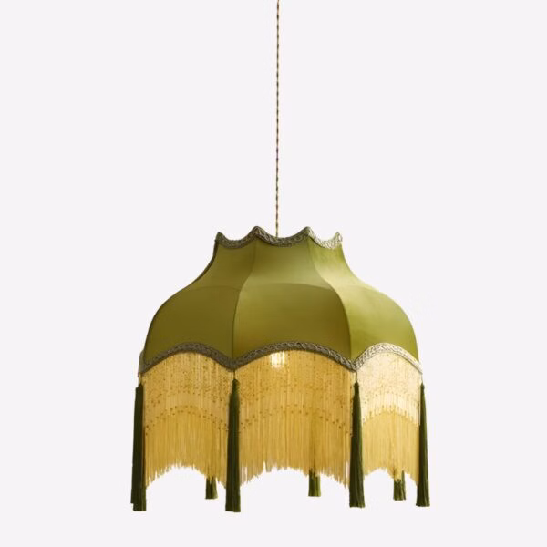 Suspension en tissu vert motif pampilles